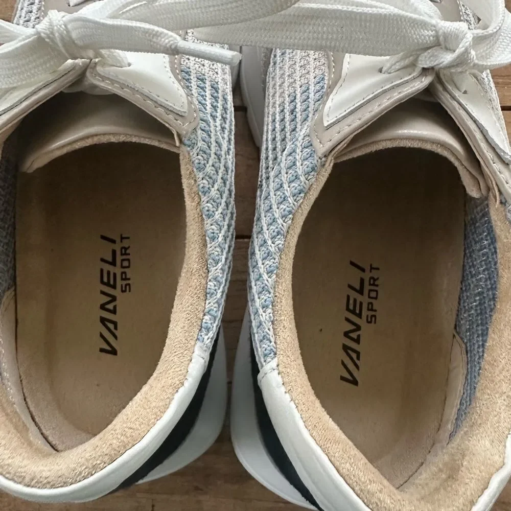 Vaneli Quip Women’s Athletic Inspired Sneakers 8.5N